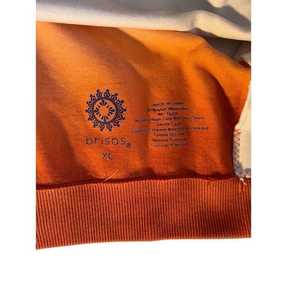 Brisas women’s sports bra, burnt orange wireless keyhole, back size XL - Picture 4 of 5